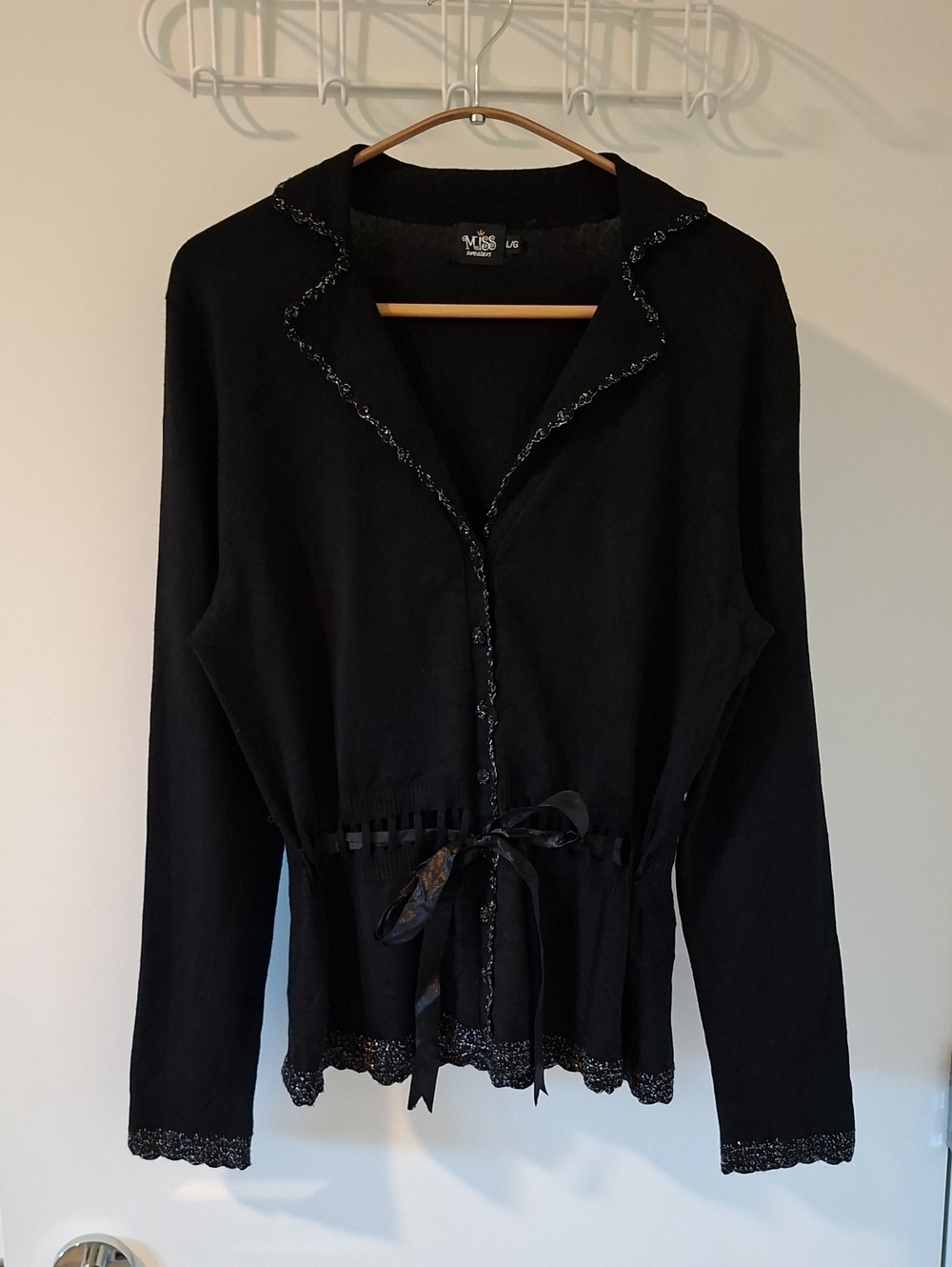 Super Soft Black Ruffle-trim Bow-detail Cut-out Accent Blazer Cardigan (Size L)